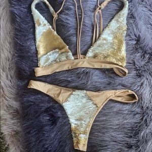 Glamorous Beach Bunny Bikini